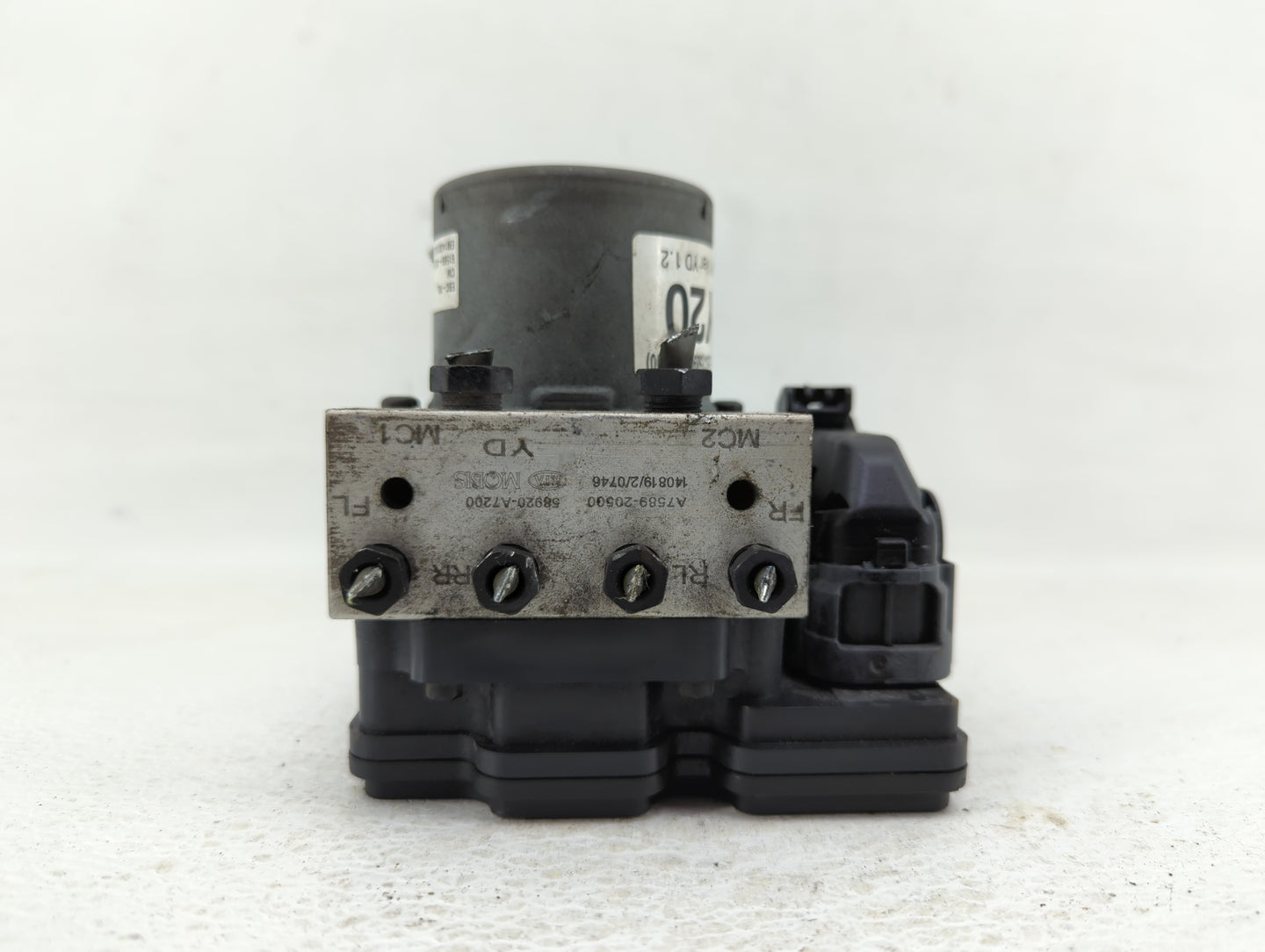 2014-2016 Kia Forte ABS Pump Control Module Replacement P/N:58900-A7200 58920-A7200 Fits Fits 2014 2015 2016 OEM Used Auto P
