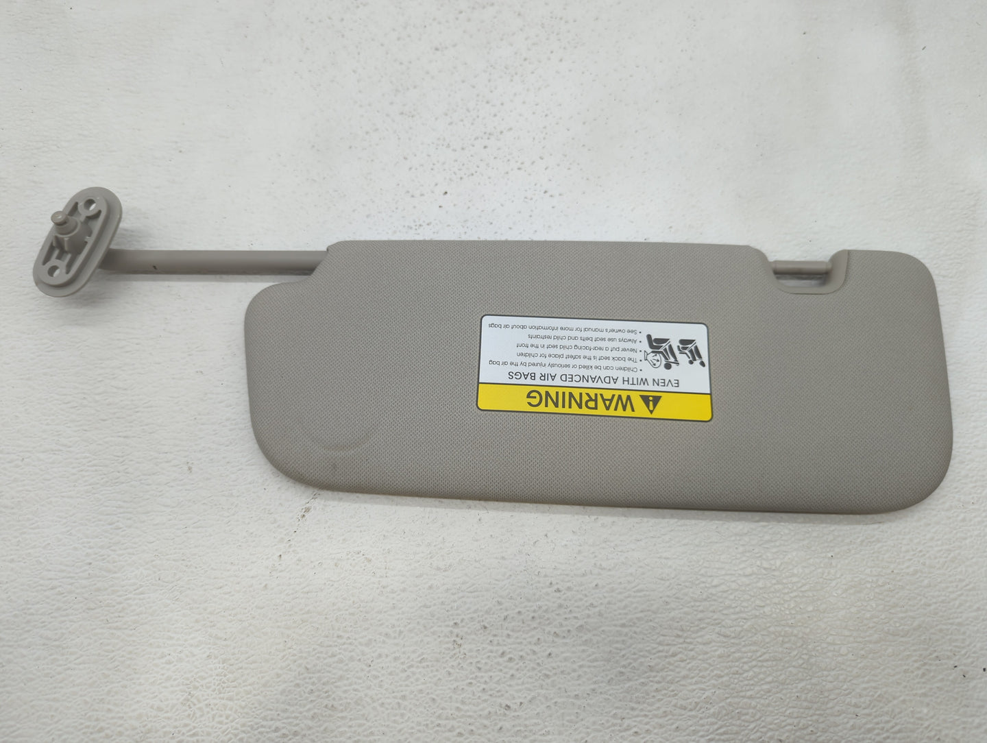 2014-2016 Kia Forte Sun Visor Shade Replacement Passenger Right Mirror Fits Fits 2014 2015 2016 OEM Used Auto Parts - Oemuse