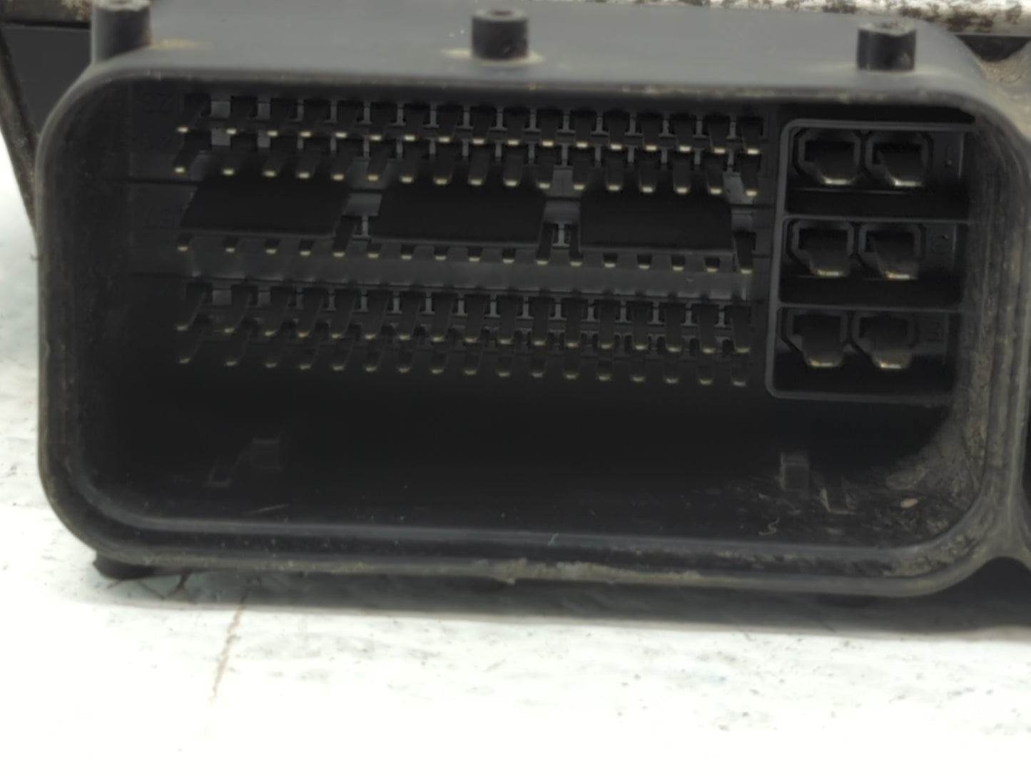 2015 Kia Forte PCM Engine Control Computer ECU ECM PCU OEM P/N:39101-2EXB5 Fits OEM Used Auto Parts - Oemusedautoparts1.com