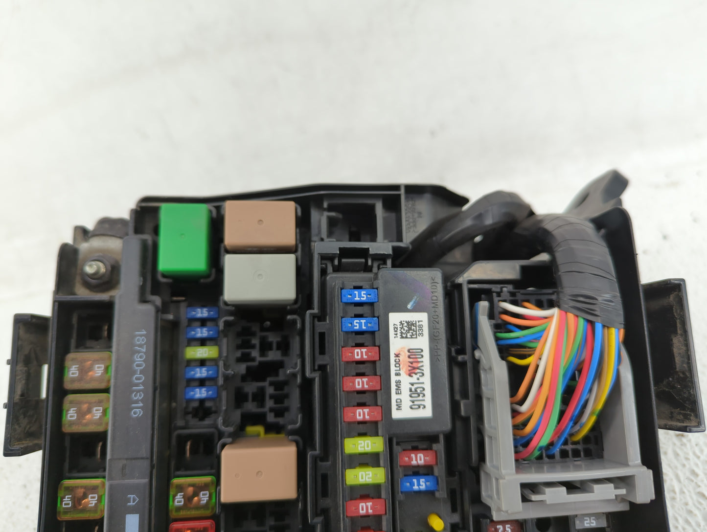 2014-2016 Kia Forte Fusebox Fuse Box Panel Relay Module P/N:91209-A7192 91951-3X100 Fits Fits 2014 2015 2016 OEM Used Auto P