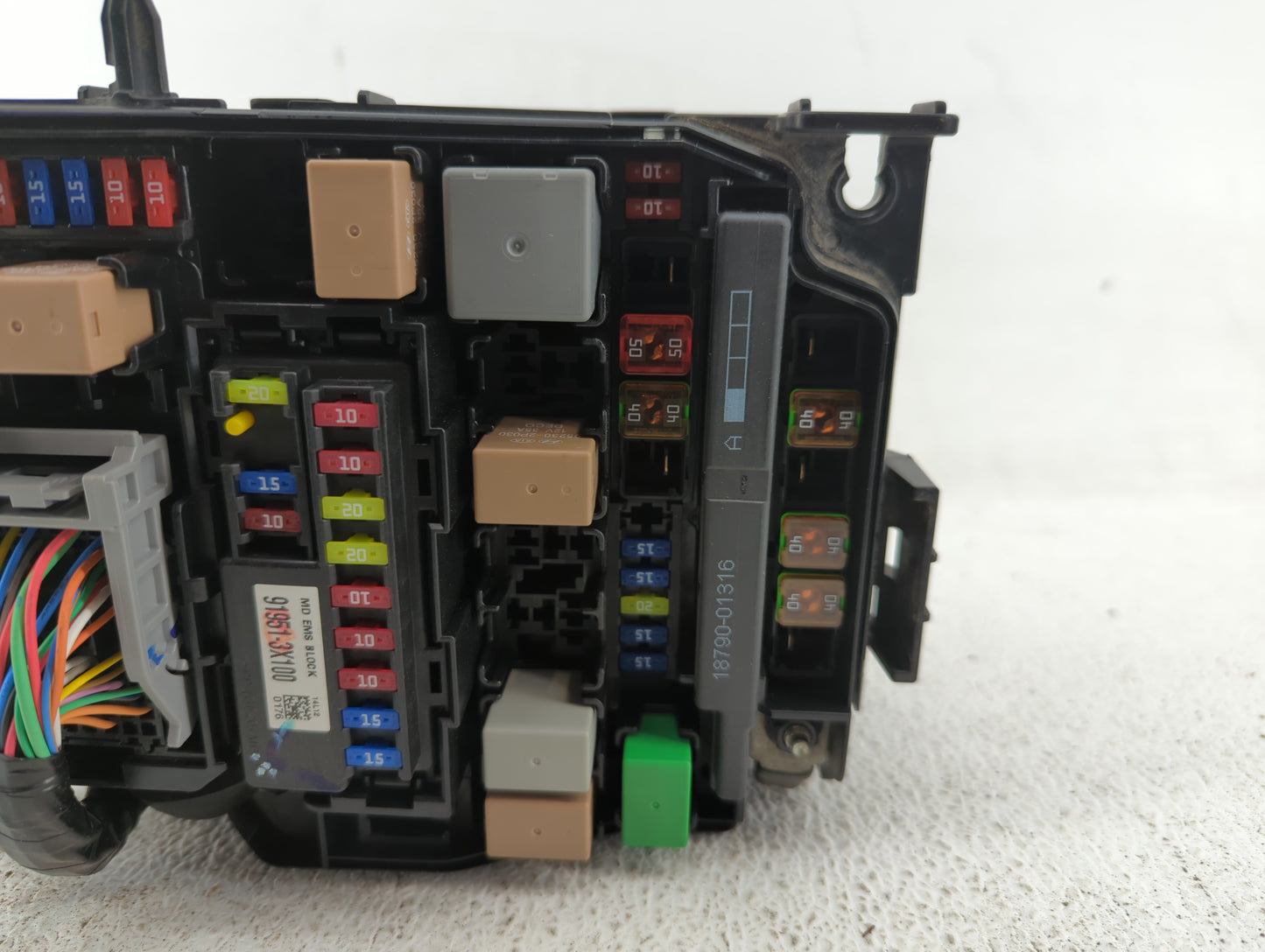 2014-2016 Kia Forte Fusebox Fuse Box Panel Relay Module P/N:91204-A7330 91951-3X100 Fits Fits 2014 2015 2016 OEM Used Auto P