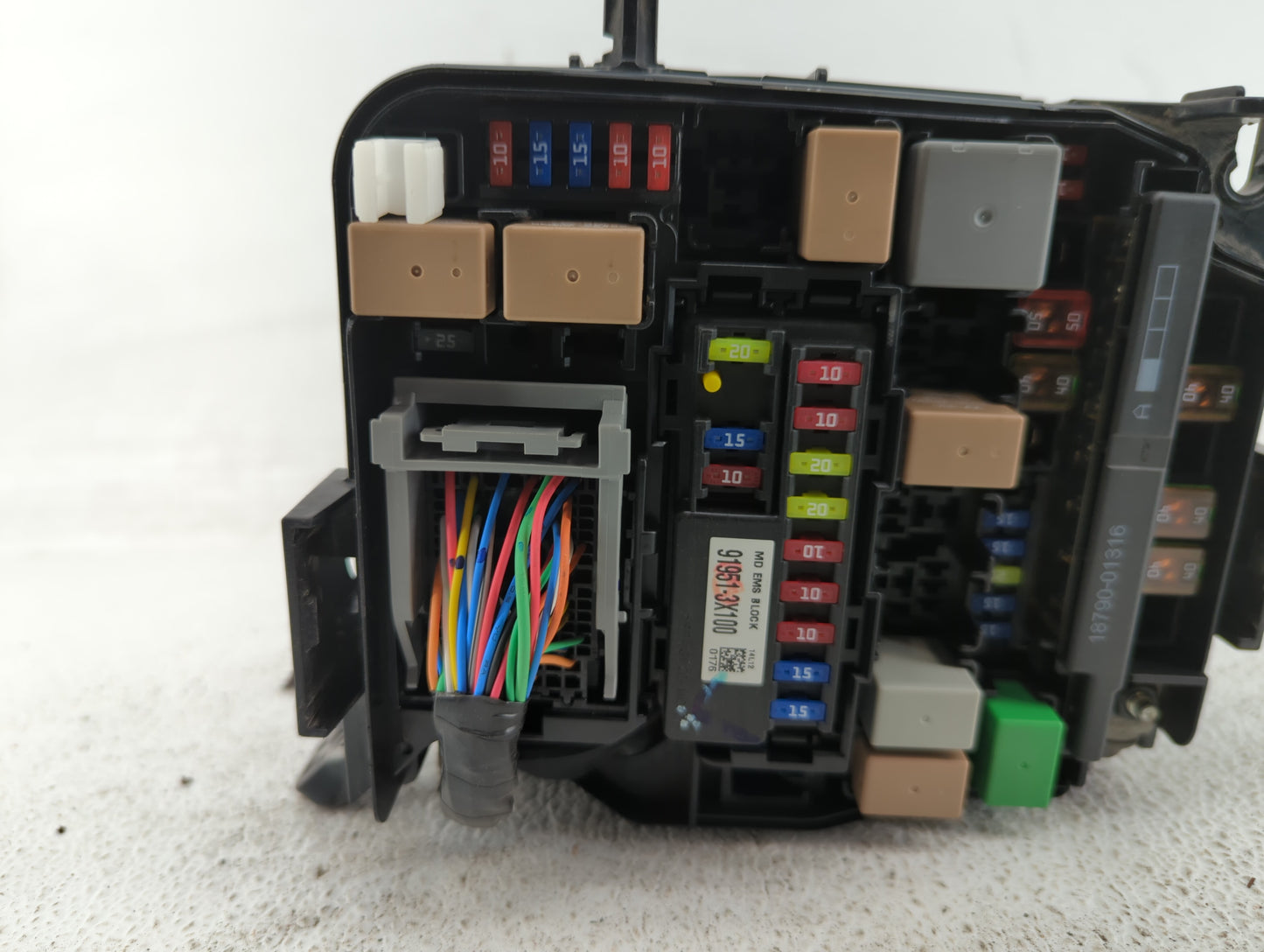 2014-2016 Kia Forte Fusebox Fuse Box Panel Relay Module P/N:91204-A7330 91951-3X100 Fits Fits 2014 2015 2016 OEM Used Auto P