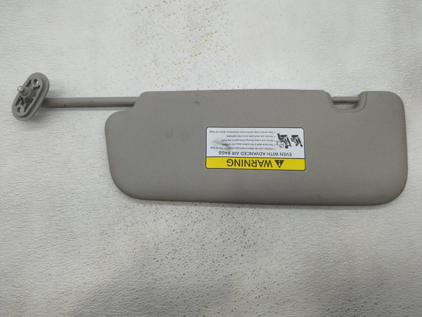 2014-2016 Kia Forte Sun Visor Shade Replacement Passenger Right Mirror Fits Fits 2014 2015 2016 OEM Used Auto Parts - Oemuse