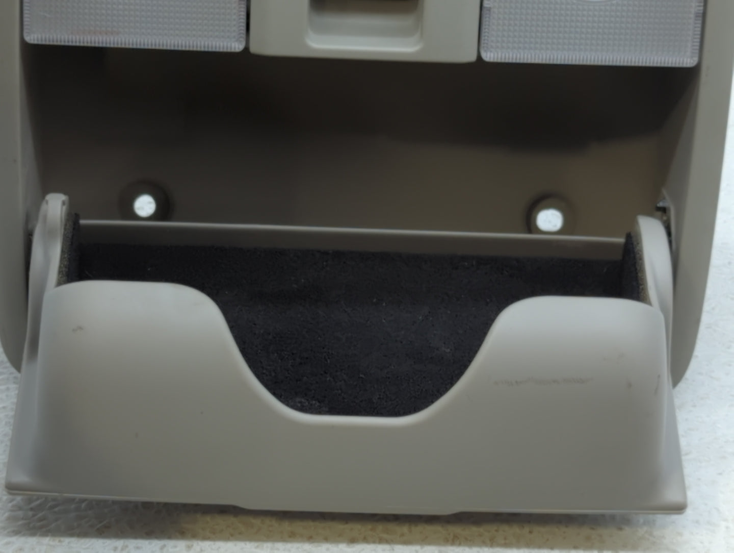 2014-2018 Kia Forte Overhead Roof Console Grey 513419 - Oemusedautoparts1.com
