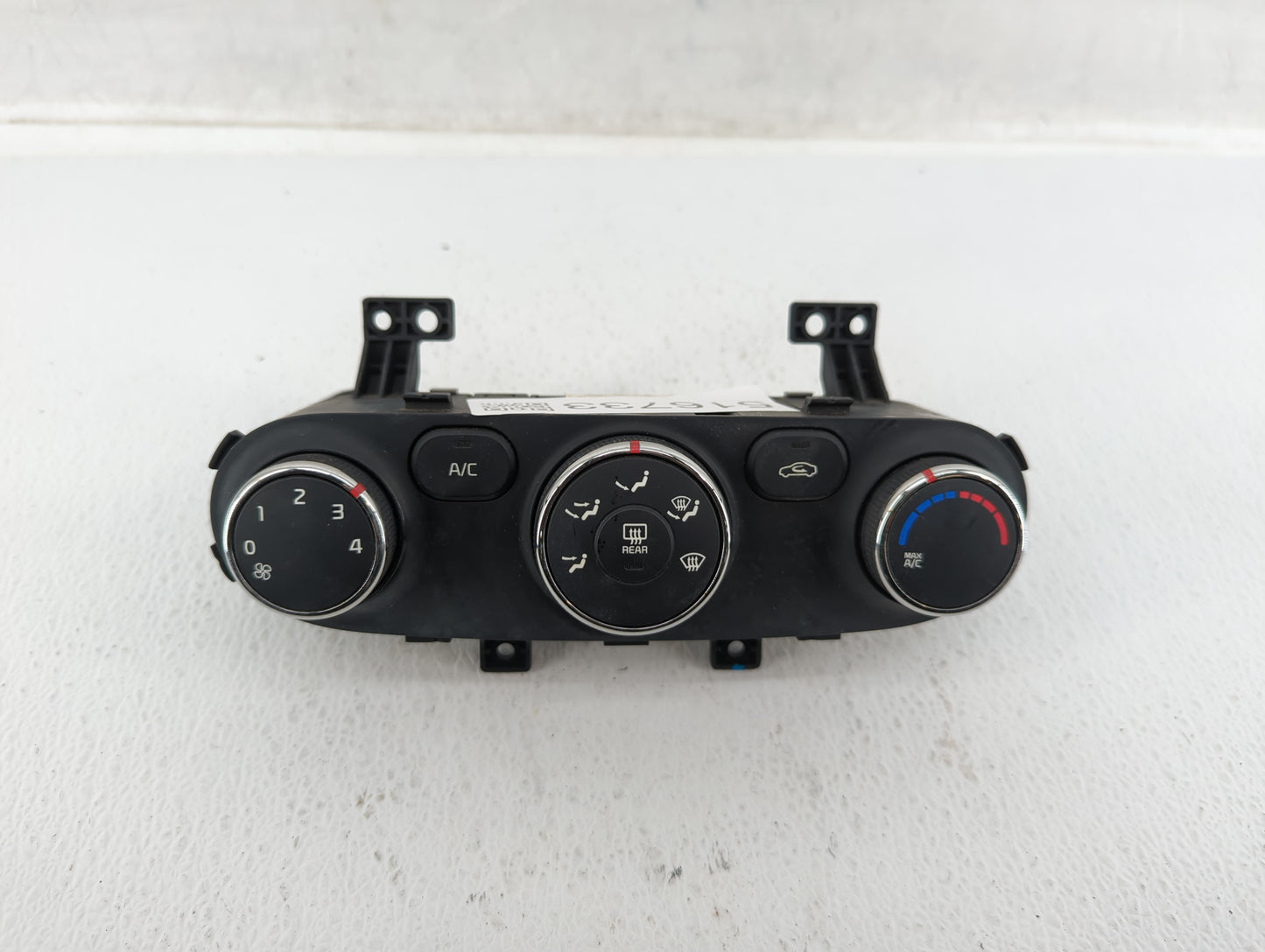 2014-2016 Kia Forte Climate Control Module Temperature AC/Heater Replacement P/N:97250-A7260 97250-A7250 Fits Fits 2014 2015