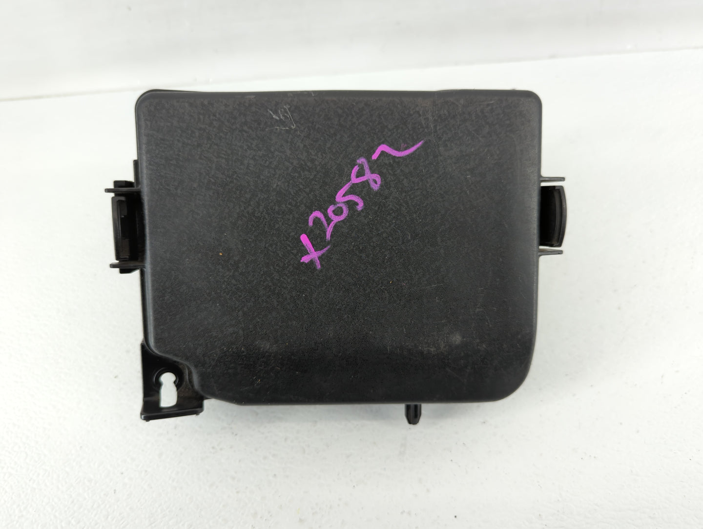 2014-2016 Kia Forte Fusebox Fuse Box Panel Relay Module P/N:91204-A7982 Fits Fits 2014 2015 2016 OEM Used Auto Parts - Oemus