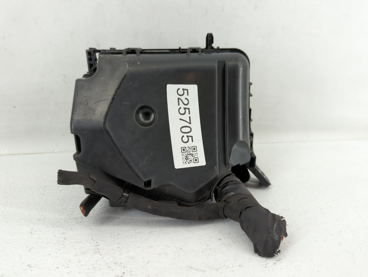 2014-2016 Kia Forte Fusebox Fuse Box Panel Relay Module P/N:91204-A7982 Fits Fits 2014 2015 2016 OEM Used Auto Parts - Oemus