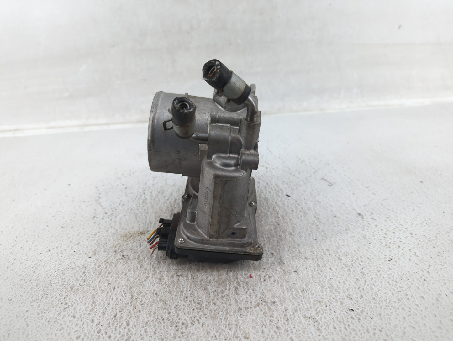 2014-2016 Kia Forte Throttle Body P/N:35100-2E400 Fits Fits 2012 2013 2014 2015 2016 2018 2019 2020 2021 OEM Used Auto Parts