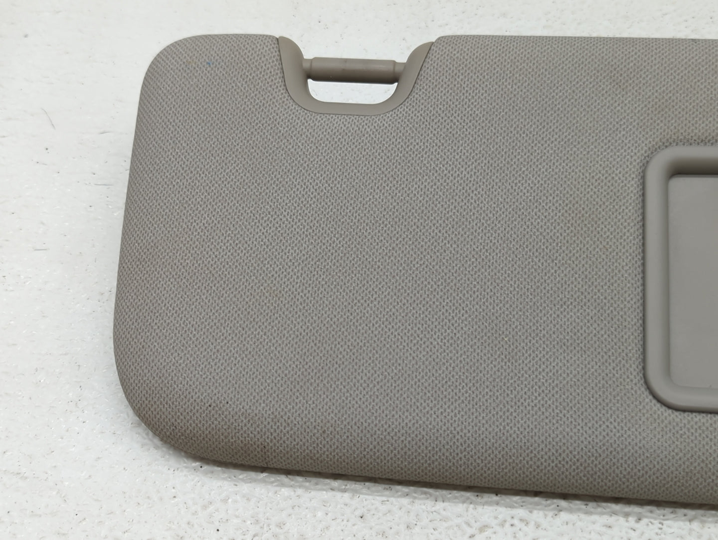 2014-2016 Kia Forte Sun Visor Shade Replacement Passenger Right Mirror Fits Fits 2014 2015 2016 OEM Used Auto Parts - Oemuse