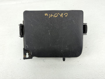 2014-2016 Kia Forte Fusebox Fuse Box Panel Relay Module P/N:912070C92 91207A7922 Fits Fits 2014 2015 2016 OEM Used Auto Part