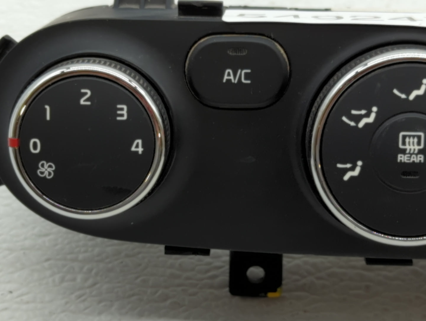 2014-2016 Kia Forte Climate Control Module Temperature AC/Heater Replacement P/N:97250-A7061WK Fits Fits 2014 2015 2016 OEM 