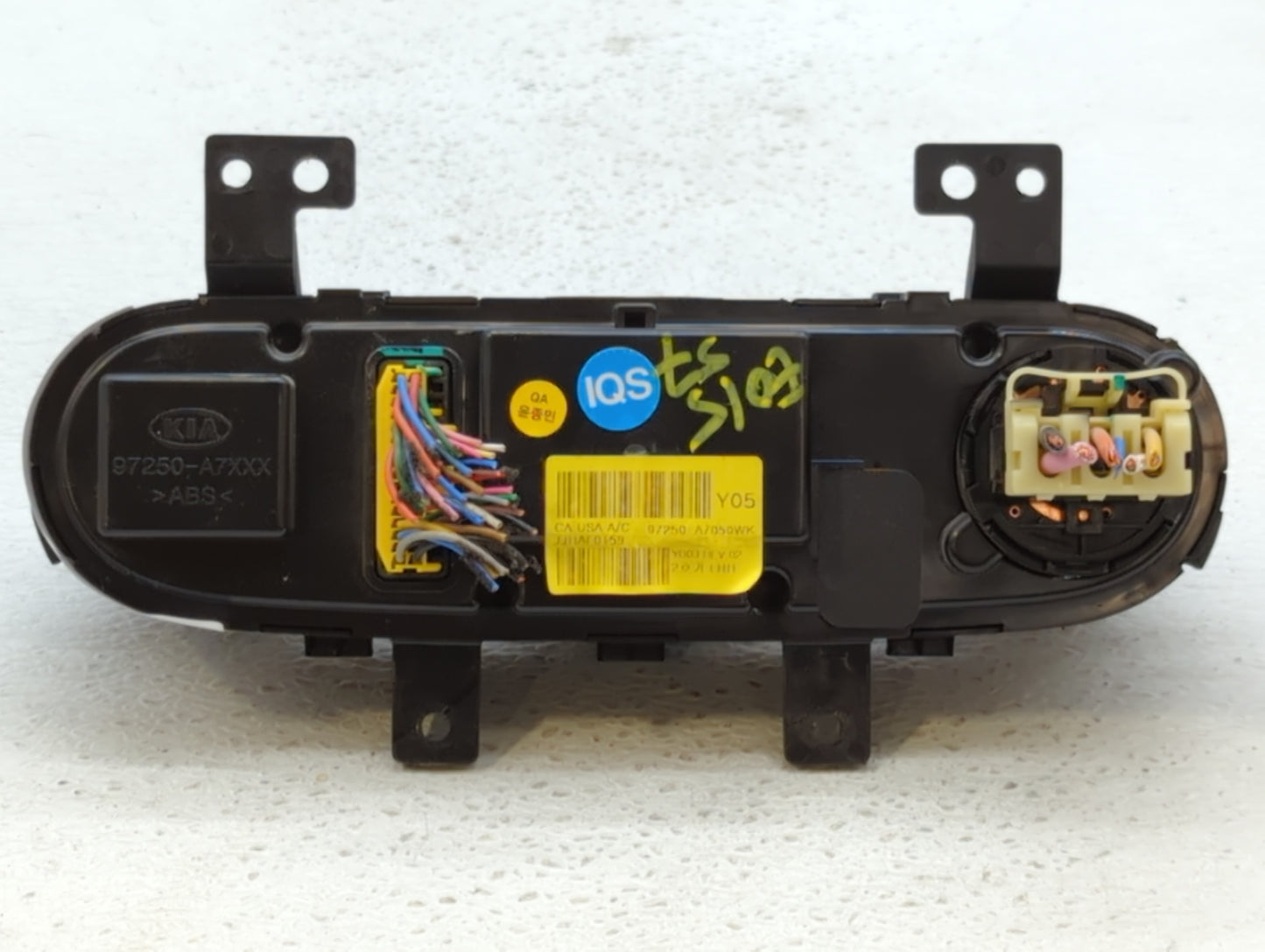 2014-2016 Kia Forte Climate Control Module Temperature AC/Heater Replacement P/N:97250-A7XXX 97250-A7061WK Fits OEM Used Aut
