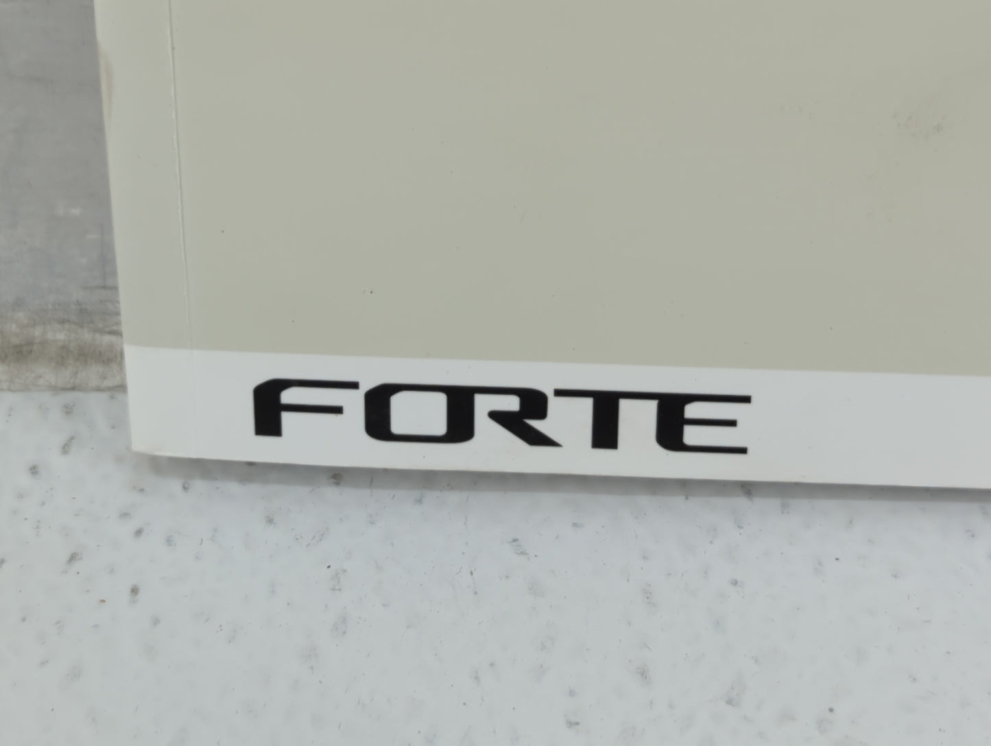 2015 Kia Forte Owners Manual Book Guide P/N:FA70-EU4NJ OEM Used Auto Parts - Oemusedautoparts1.com