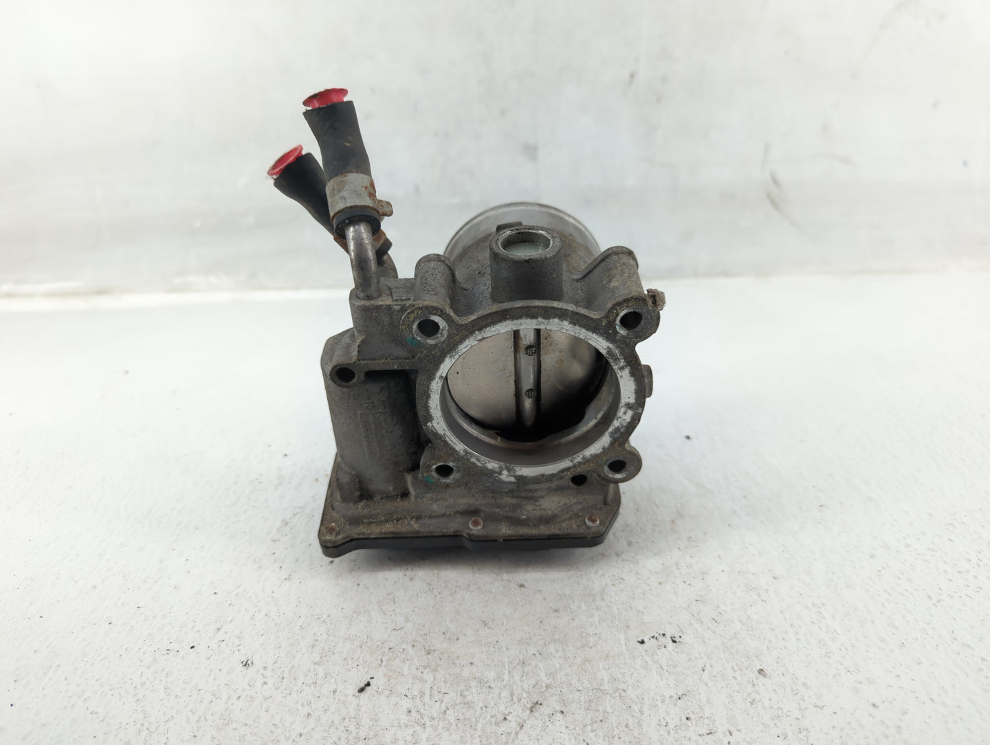 2014-2016 Kia Forte Throttle Body P/N:35100-2E400 Fits Fits 2012 2013 2014 2015 2016 2018 2019 2020 2021 OEM Used Auto Parts