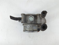 2014-2016 Kia Forte Throttle Body P/N:35100-2B320 Fits Fits 2013 2014 2015 2016 OEM Used Auto Parts - Oemusedautoparts1.com