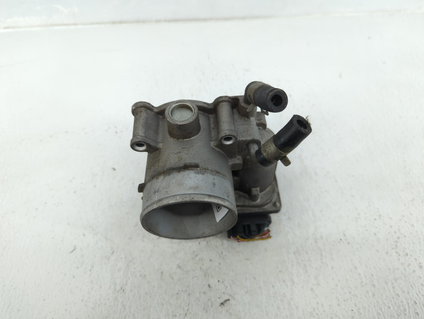 2014-2016 Kia Forte Throttle Body P/N:35100-2E400 Fits Fits 2012 2013 2014 2015 2016 2018 2019 2020 2021 OEM Used Auto Parts