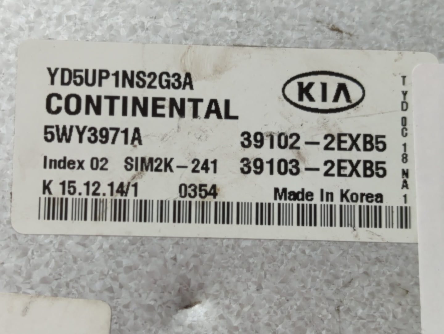 2015 Kia Forte PCM Engine Control Computer ECU ECM PCU OEM P/N:39103-2EXB5 39102-2EXB5 Fits OEM Used Auto Parts - Oemusedaut