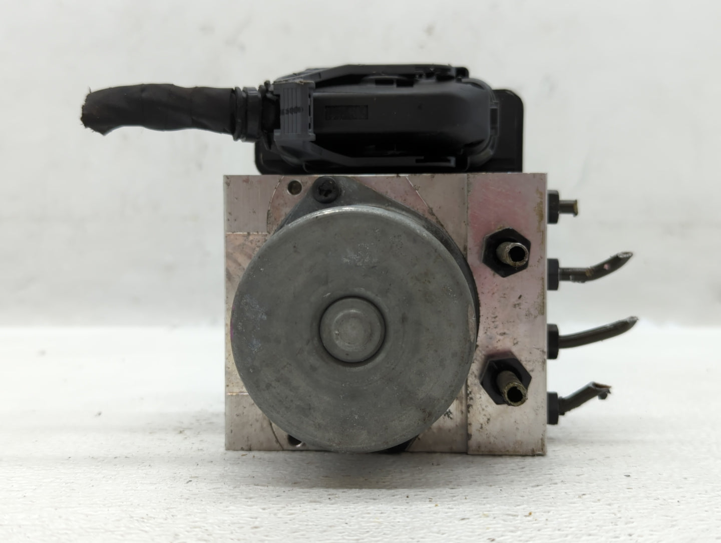 2014-2016 Kia Forte ABS Pump Control Module Replacement P/N:A7589-20500 Fits Fits 2014 2015 2016 OEM Used Auto Parts - Oemus