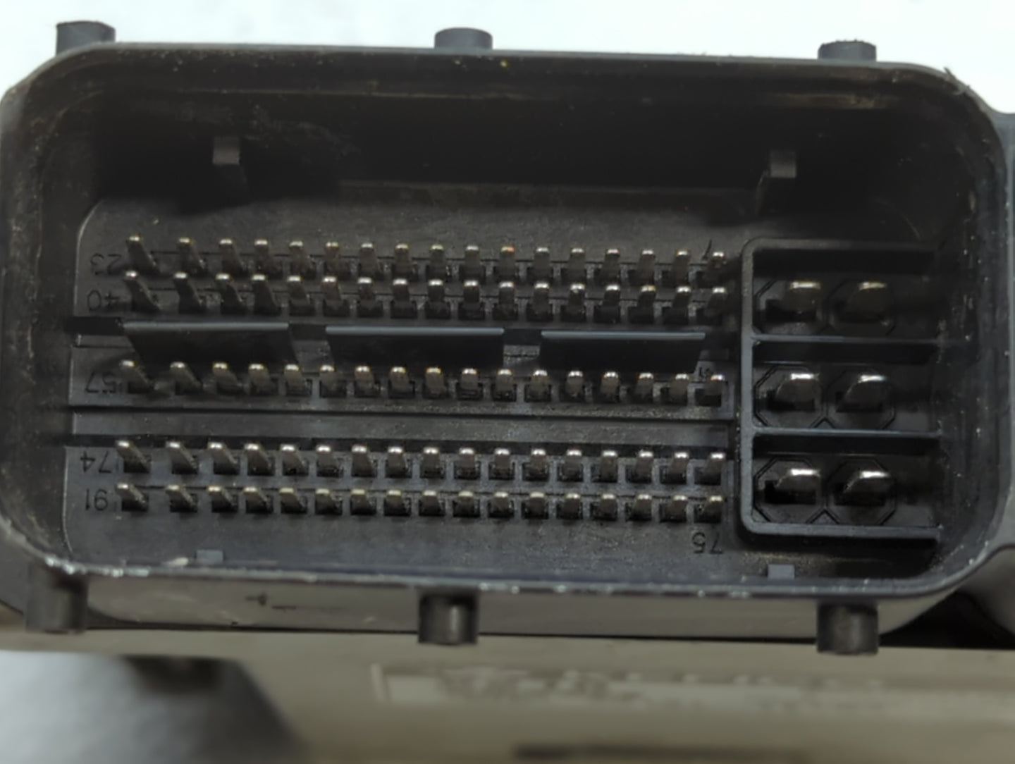 2015 Kia Forte PCM Engine Control Computer ECU ECM PCU OEM P/N:39131-2EYB4 Fits OEM Used Auto Parts - Oemusedautoparts1.com