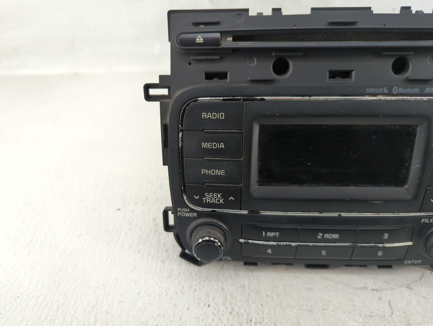 Kia Forte Am Fm Cd Player Radio Receiver - Oemusedautoparts1.com