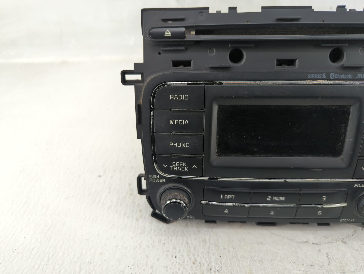 Kia Forte Am Fm Cd Player Radio Receiver - Oemusedautoparts1.com