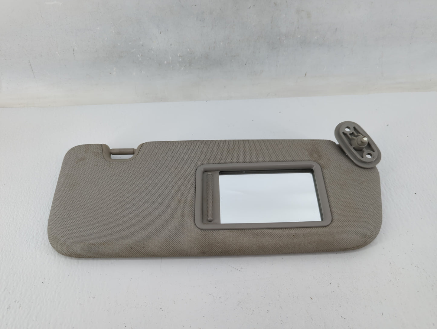 2014-2016 Kia Forte Sun Visor Shade Replacement Passenger Right Mirror Fits Fits 2014 2015 2016 OEM Used Auto Parts - Oemuse
