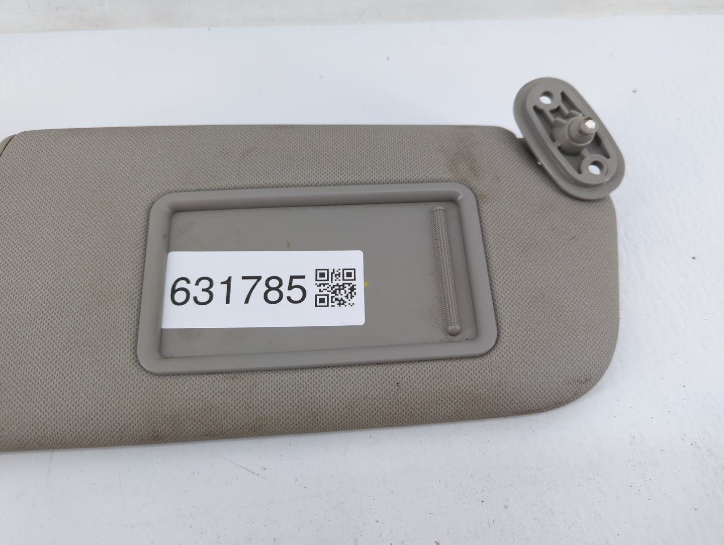 2014-2016 Kia Forte Sun Visor Shade Replacement Passenger Right Mirror Fits Fits 2014 2015 2016 OEM Used Auto Parts - Oemuse