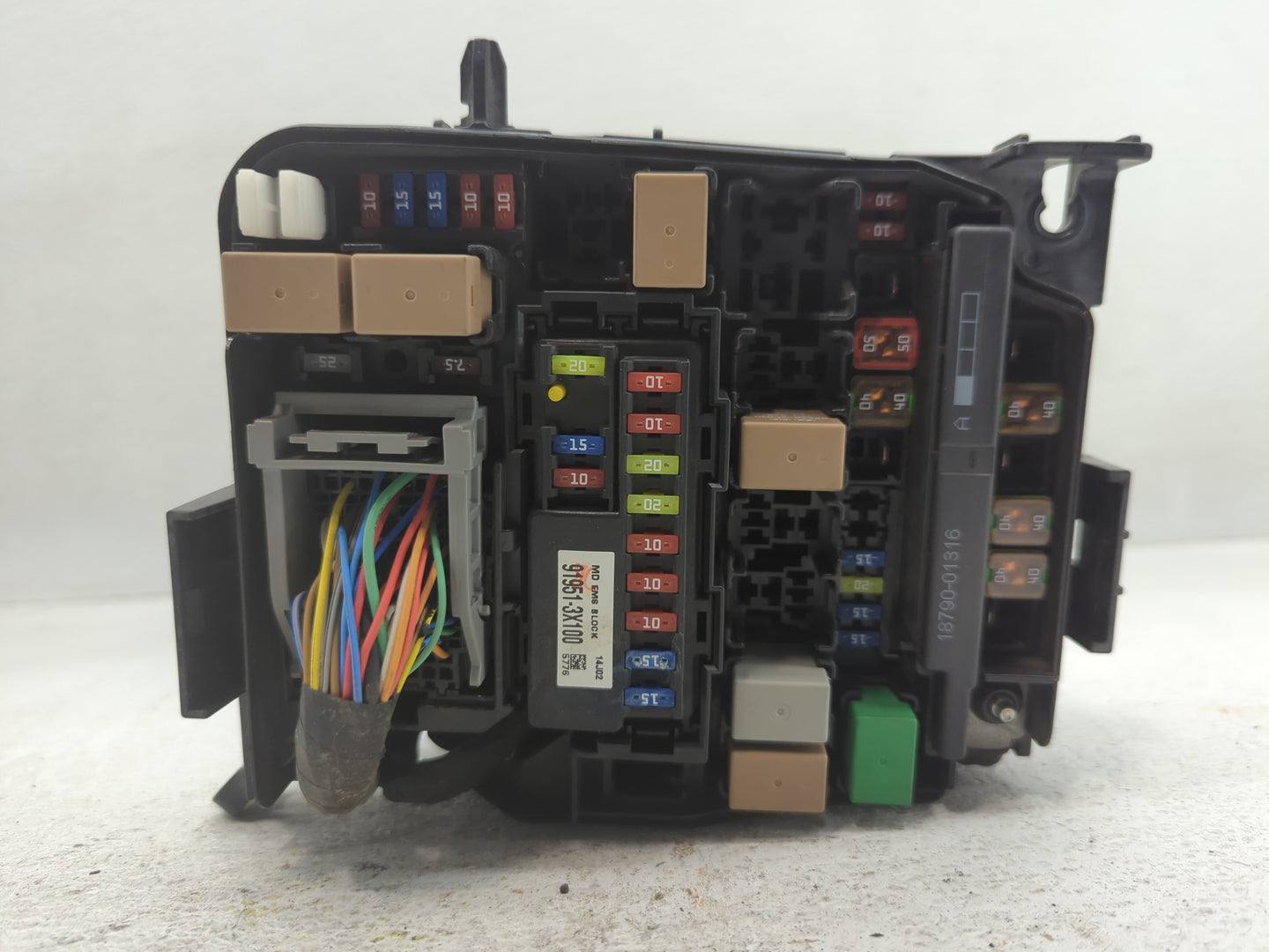2014-2016 Kia Forte Fusebox Fuse Box Panel Relay Module P/N:1411052280 91950-3X510 Fits Fits 2014 2015 2016 OEM Used Auto Pa