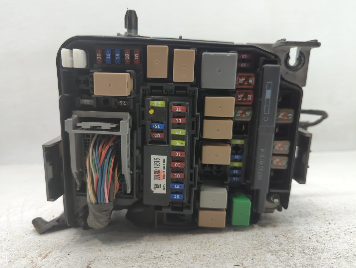 2014-2016 Kia Forte Fusebox Fuse Box Panel Relay Module P/N:1411103457 91950-3X510 Fits Fits 2014 2015 2016 OEM Used Auto Pa