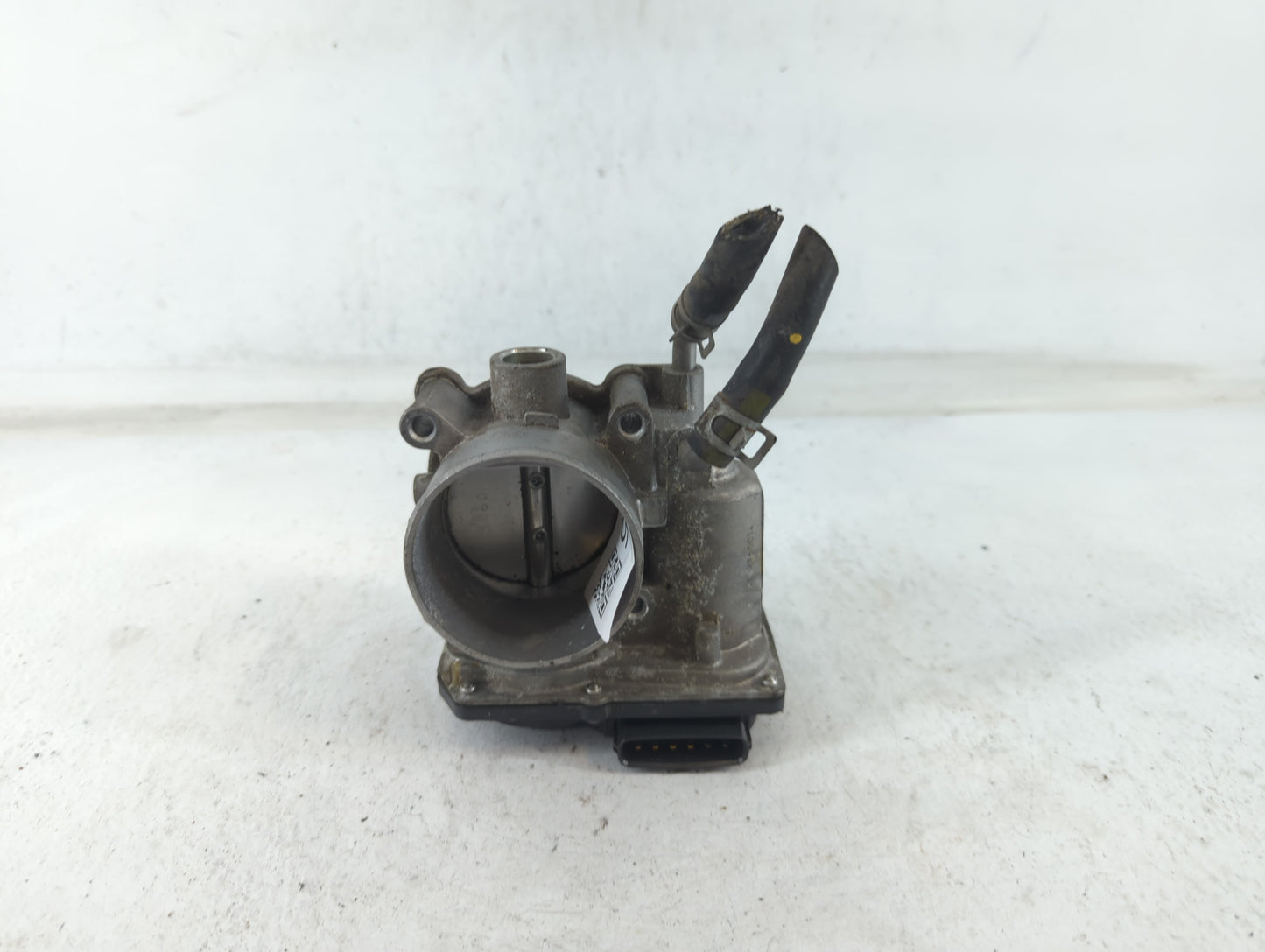 2014-2018 Kia Forte Throttle Body P/N:35100-2E000 Fits Fits 2011 2012 2013 2014 2015 2016 2017 2018 2019 2020 2021 OEM Used 