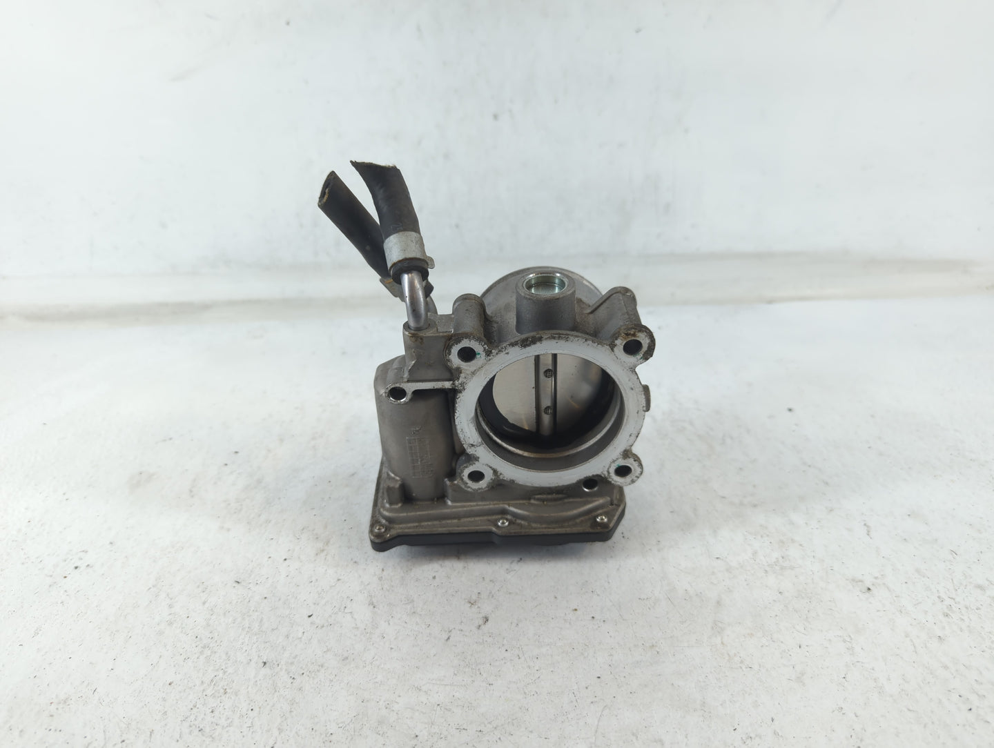 2014-2018 Kia Forte Throttle Body P/N:35100-2E000 Fits Fits 2011 2012 2013 2014 2015 2016 2017 2018 2019 2020 2021 OEM Used 