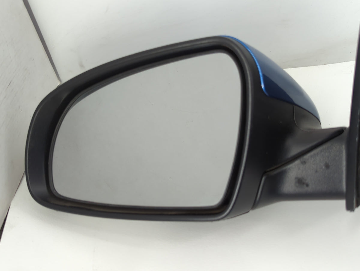 2014-2017 Kia Forte Driver Side View Mirror - Left Door Mirror OEM Used - Oemusedautoparts1.com