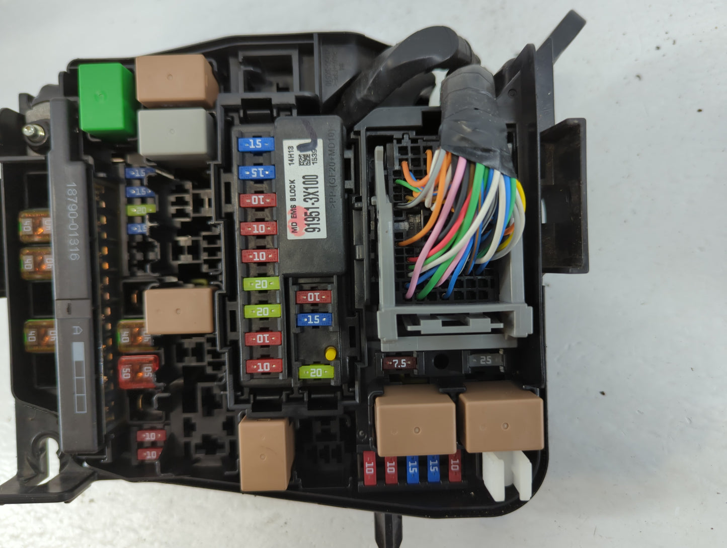 2014-2016 Kia Forte Fusebox Fuse Box Panel Relay Module P/N:91204 A7982 Fits Fits 2014 2015 2016 OEM Used Auto Parts - Oemus
