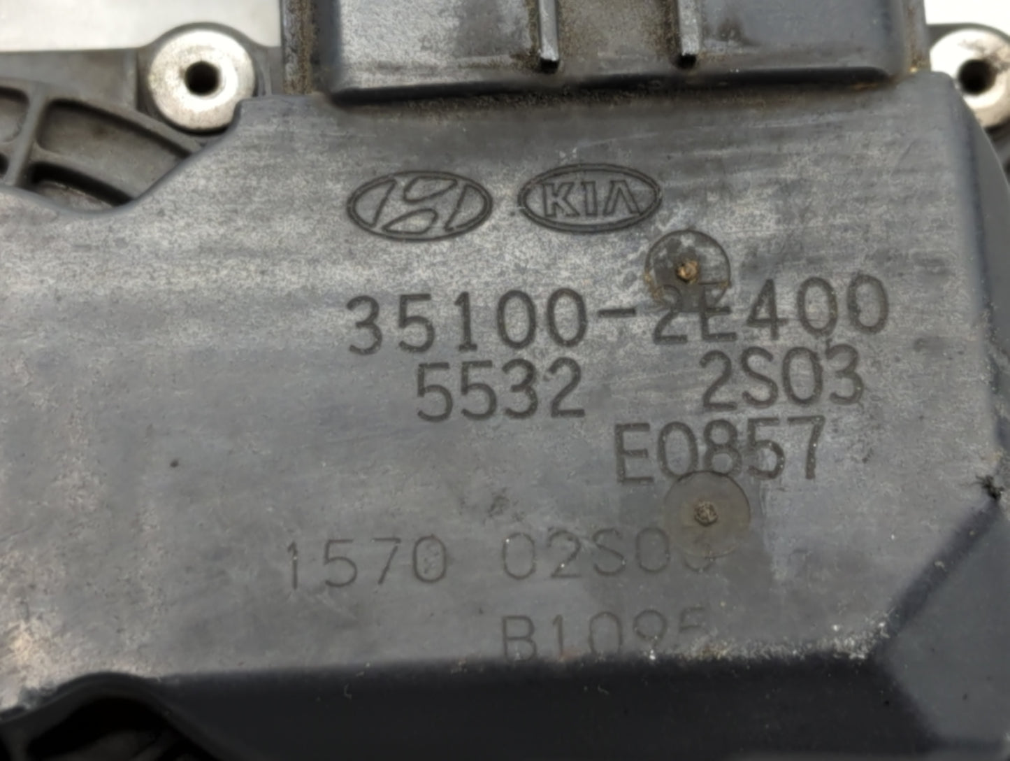 2014-2016 Kia Forte Throttle Body P/N:35100-2E400 Fits Fits 2012 2013 2014 2015 2016 2018 2019 2020 2021 OEM Used Auto Parts