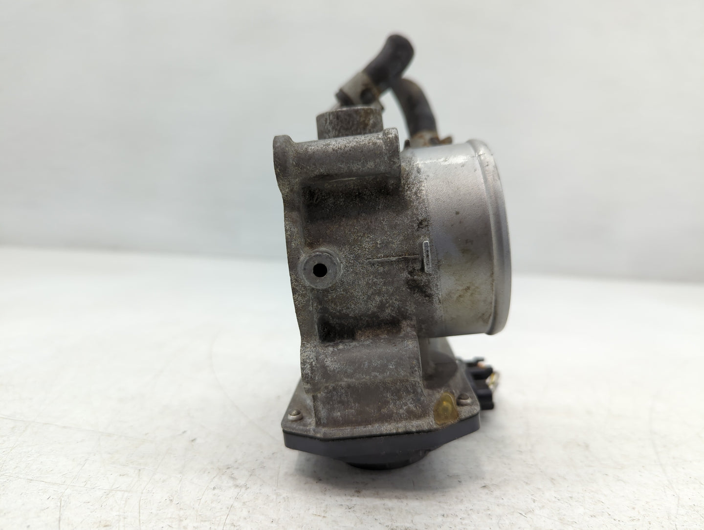 2014-2018 Kia Forte Throttle Body P/N:35100-2E000 Fits Fits 2011 2012 2013 2014 2015 2016 2017 2018 2019 2020 2021 OEM Used 