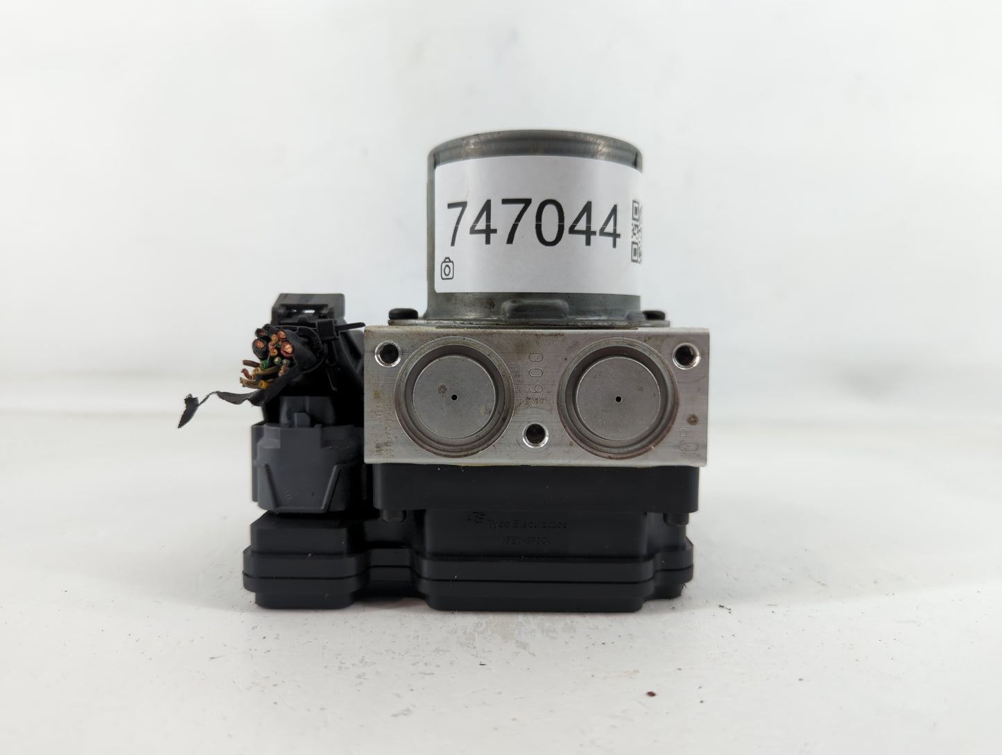 2014-2016 Kia Forte ABS Pump Control Module Replacement P/N:A7589-20500 Fits Fits 2014 2015 2016 OEM Used Auto Parts - Oemus