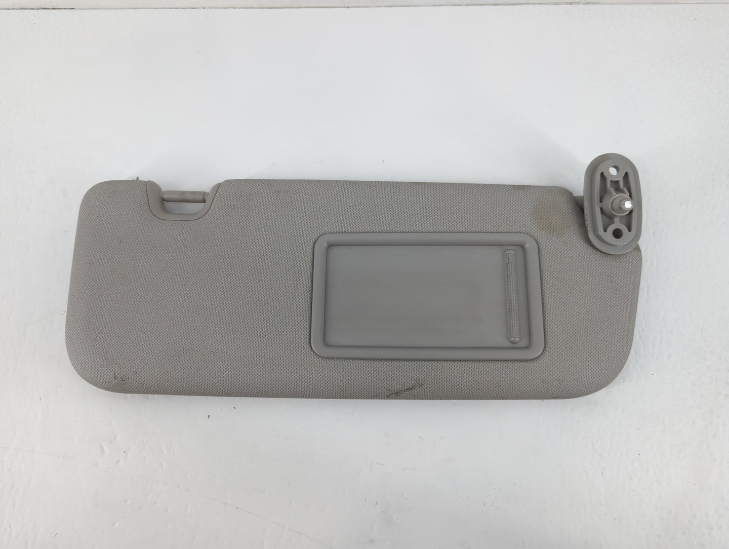 2014-2016 Kia Forte Sun Visor Shade Replacement Passenger Right Mirror Fits Fits 2014 2015 2016 OEM Used Auto Parts - Oemuse