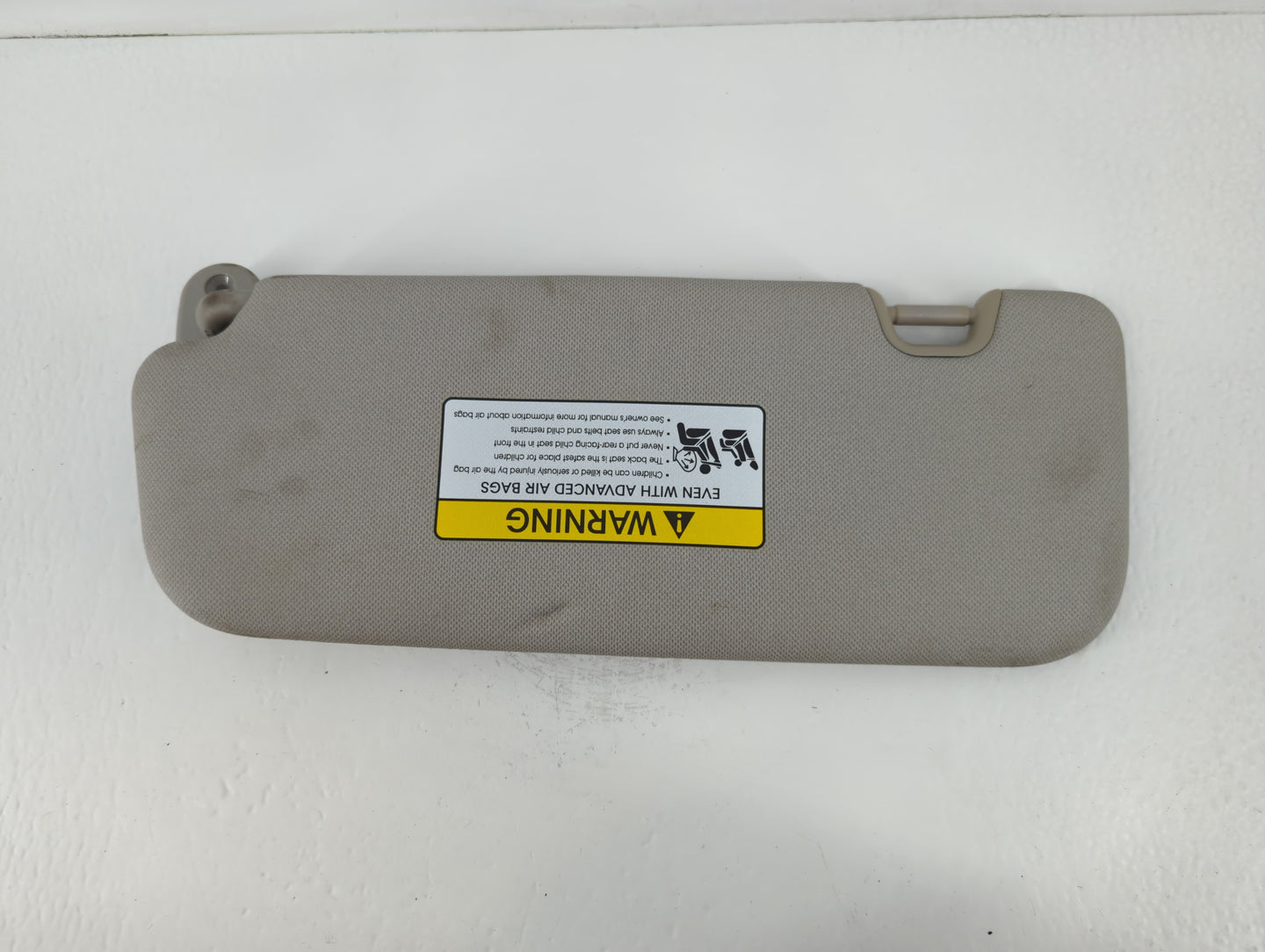 2014-2016 Kia Forte Sun Visor Shade Replacement Passenger Right Mirror Fits Fits 2014 2015 2016 OEM Used Auto Parts - Oemuse