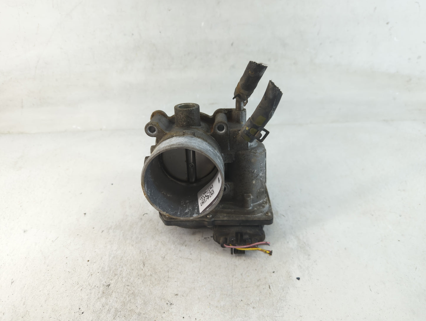 2014-2016 Kia Forte Throttle Body P/N:35100-2E400 Fits Fits 2012 2013 2014 2015 2016 2018 2019 2020 2021 OEM Used Auto Parts