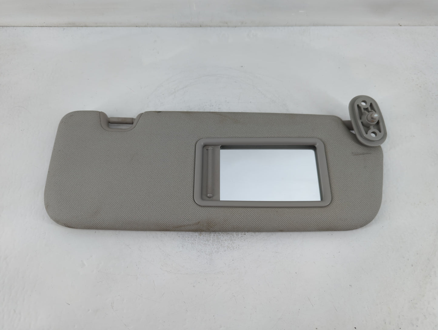 2014-2016 Kia Forte Sun Visor Shade Replacement Passenger Right Mirror Fits Fits 2014 2015 2016 OEM Used Auto Parts - Oemuse