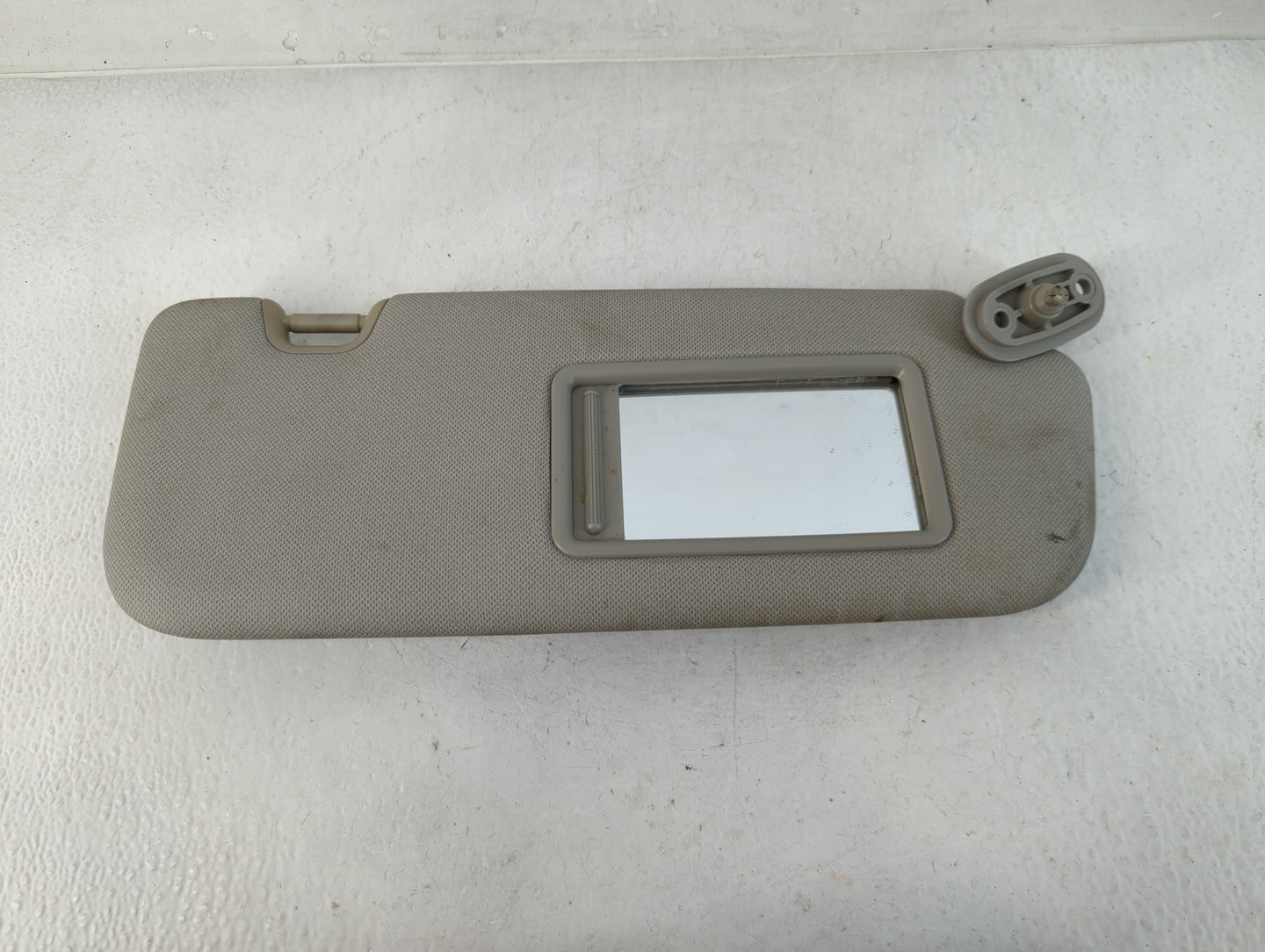2014-2016 Kia Forte Sun Visor Shade Replacement Passenger Right Mirror Fits Fits 2014 2015 2016 OEM Used Auto Parts - Oemuse
