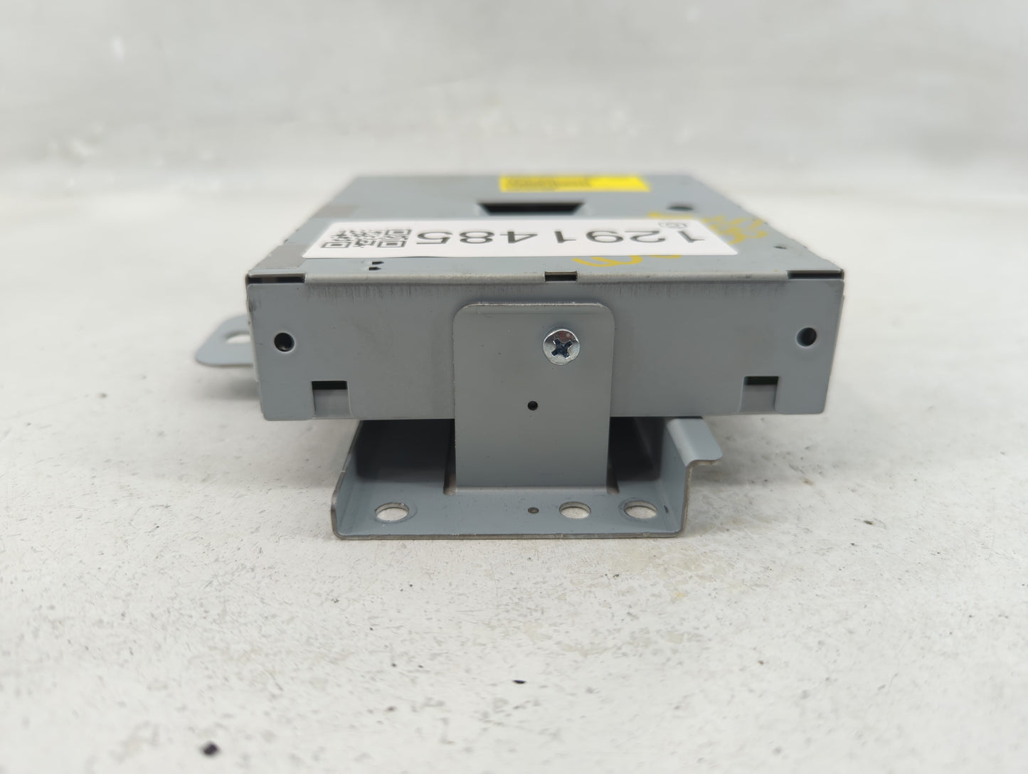 2015-2015 Kia K900 Telematics Control Module 965 52020 - Oemusedautoparts1.com