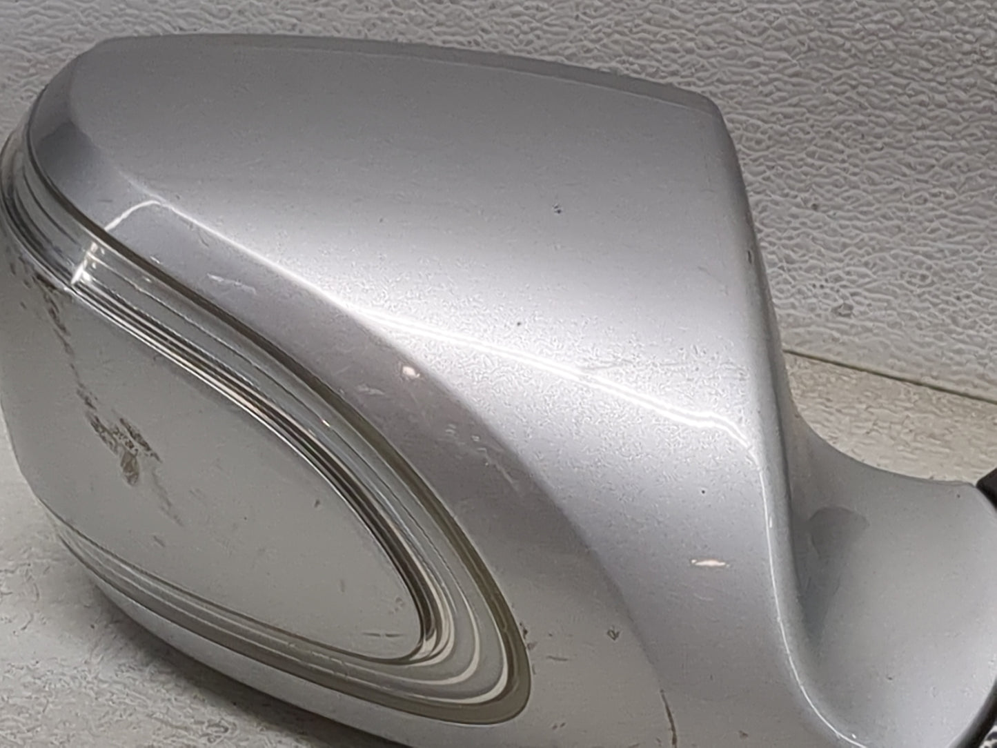 2015-2017 Kia K900 Passenger Side View Mirror - Right Door Mirror OEM Used - Oemusedautoparts1.com