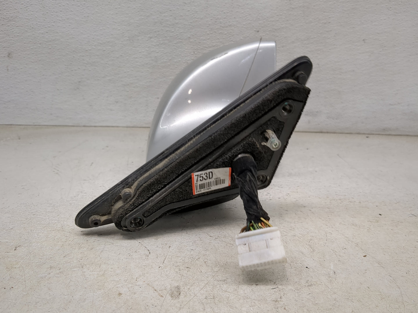 2015-2017 Kia K900 Passenger Side View Mirror - Right Door Mirror OEM Used - Oemusedautoparts1.com