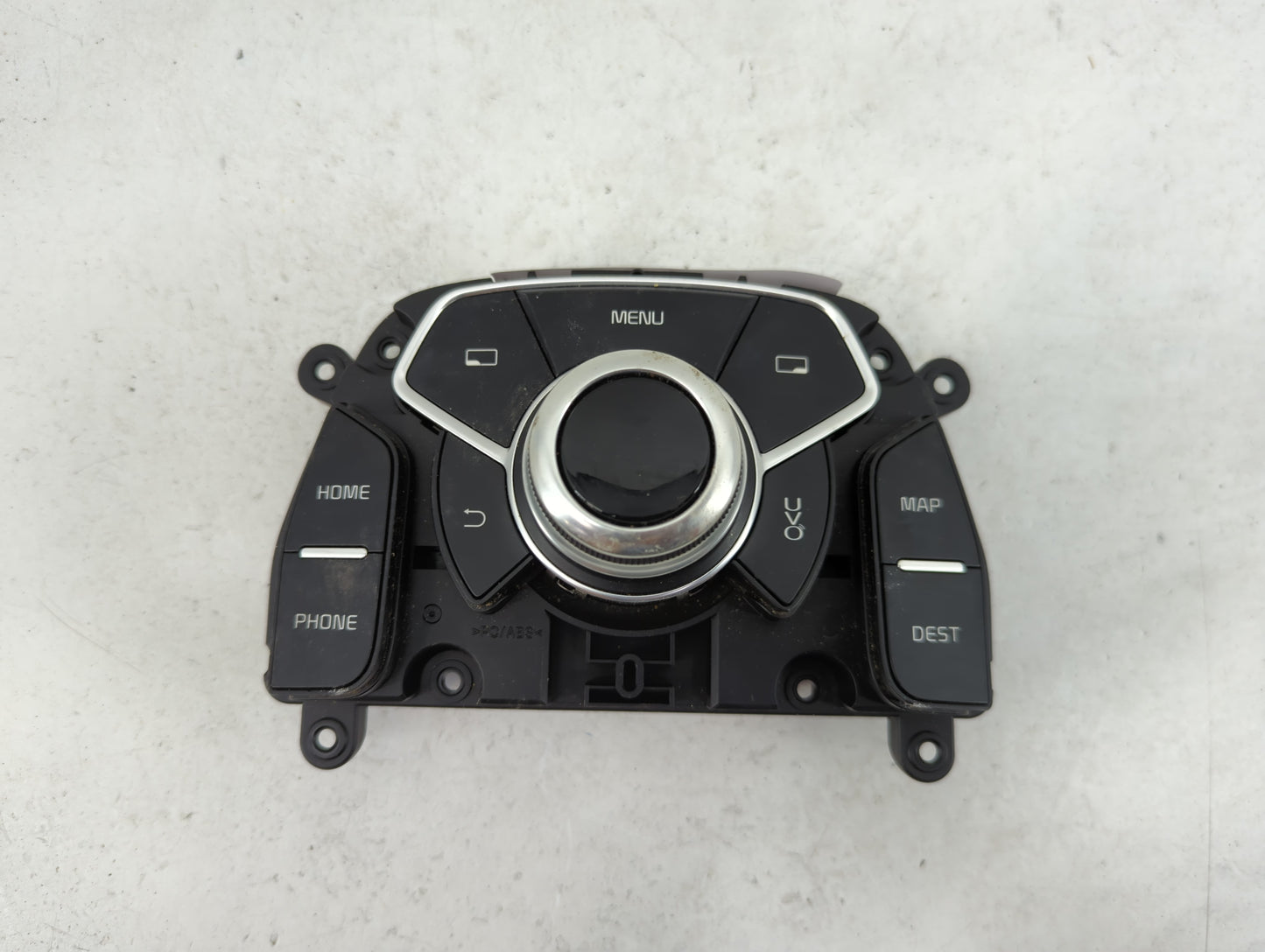 2015-2015 Kia K900 Radio Control Panel - Oemusedautoparts1.com