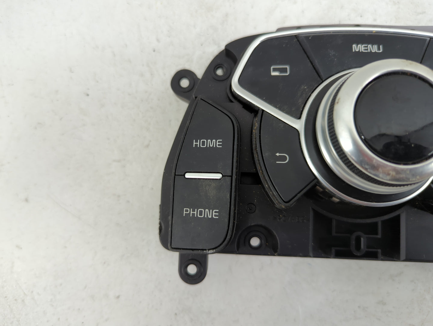 2015-2015 Kia K900 Radio Control Panel - Oemusedautoparts1.com