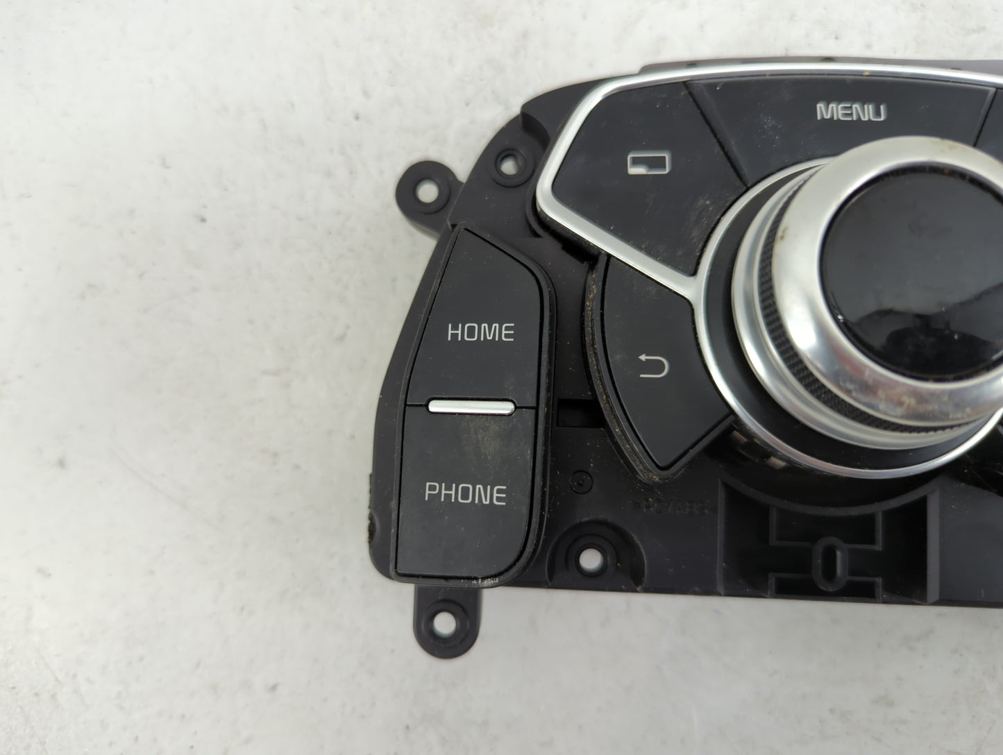 2015-2015 Kia K900 Radio Control Panel - Oemusedautoparts1.com