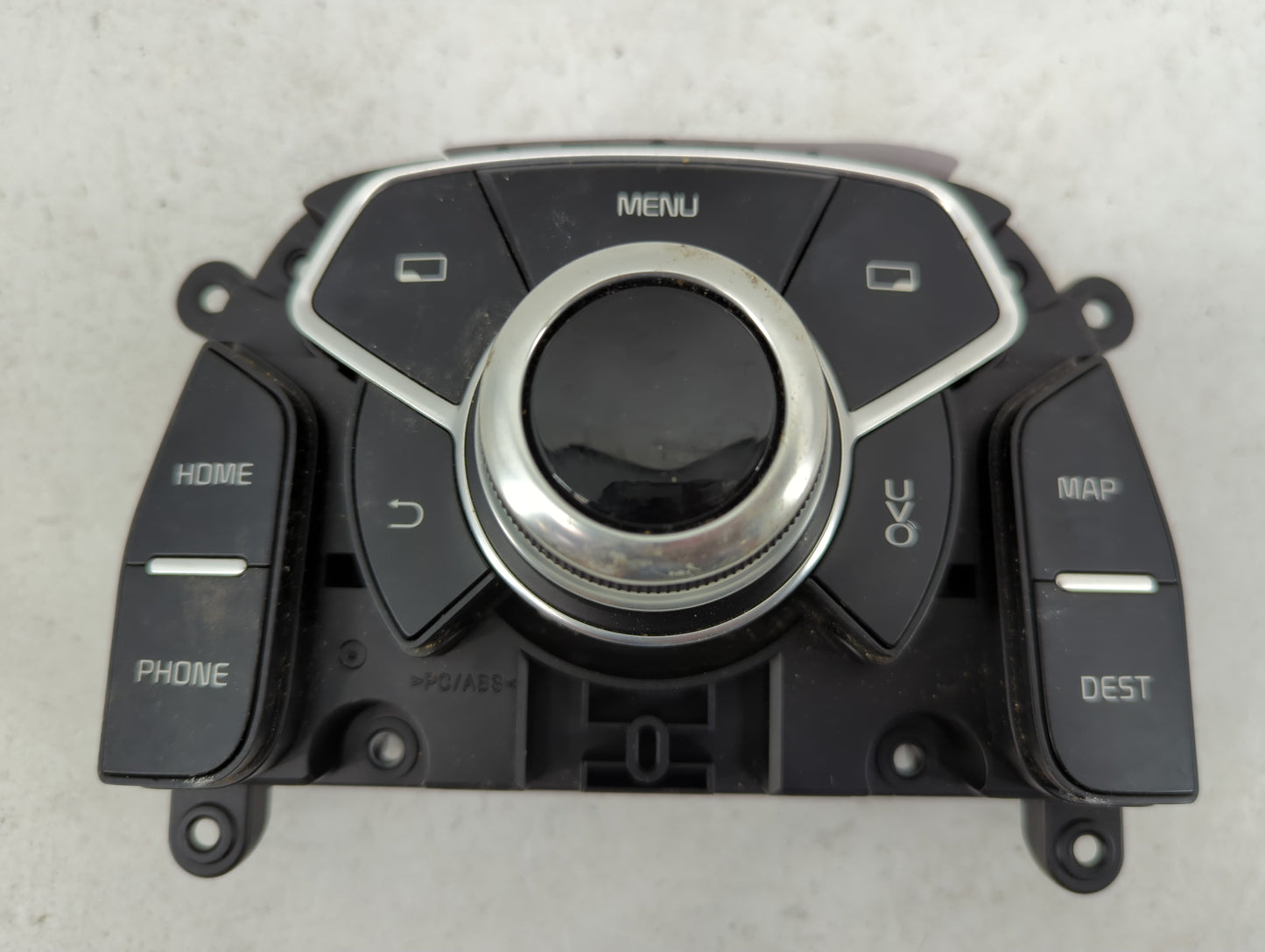 2015-2015 Kia K900 Radio Control Panel - Oemusedautoparts1.com