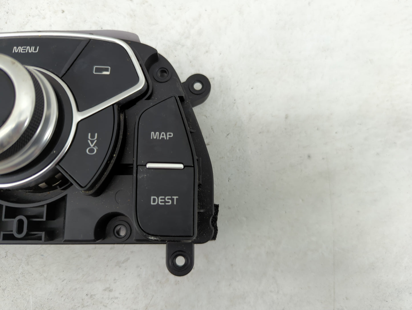 2015-2015 Kia K900 Radio Control Panel - Oemusedautoparts1.com