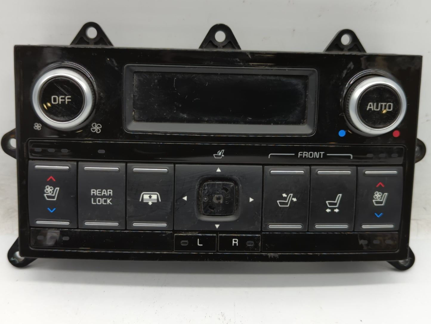 2015 Kia K900 Climate Control Module Temperature AC/Heater Replacement P/N:93317-3T510 Fits OEM Used Auto Parts - Oemusedaut